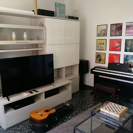 Music & Beach Daire Savona Dış mekan fotoğraf