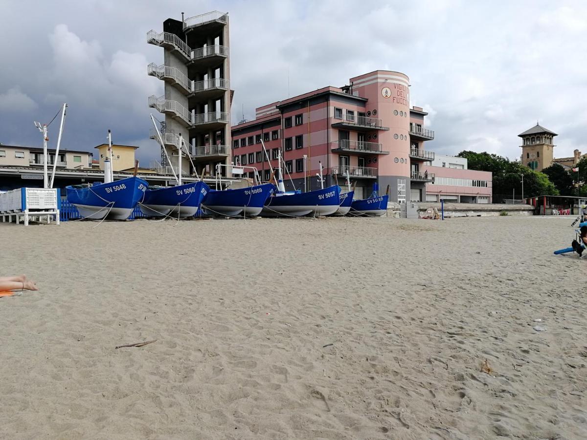 Music & Beach Daire Savona Dış mekan fotoğraf